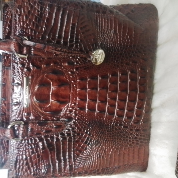Two Large New Brahmins with matching wallets. FOUR BRAHMINS ONE PRICE GREAT GIFT - Picture 16 of 16